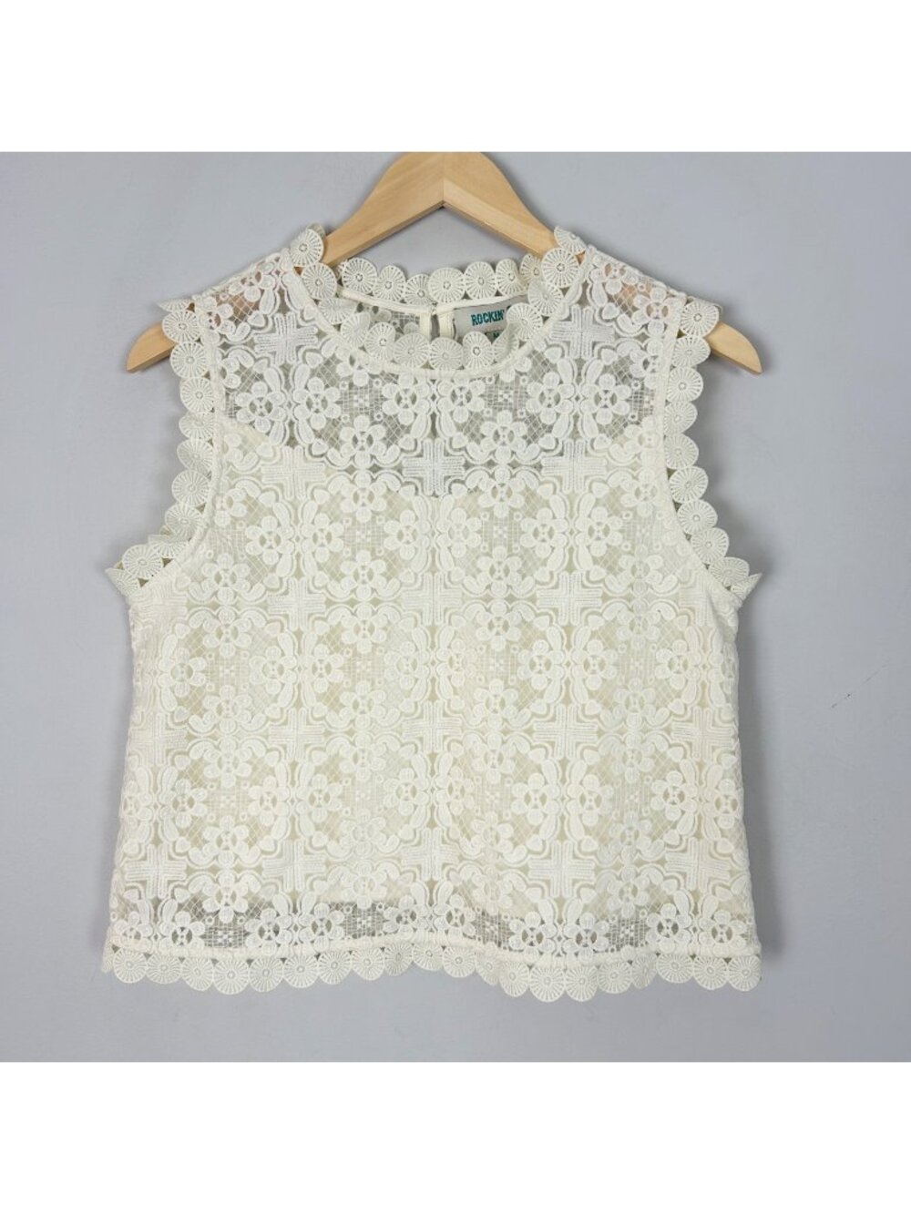 Women's Ivory Crochet Lace Top Boho Cottagecore Romantic Feminine Size Medium